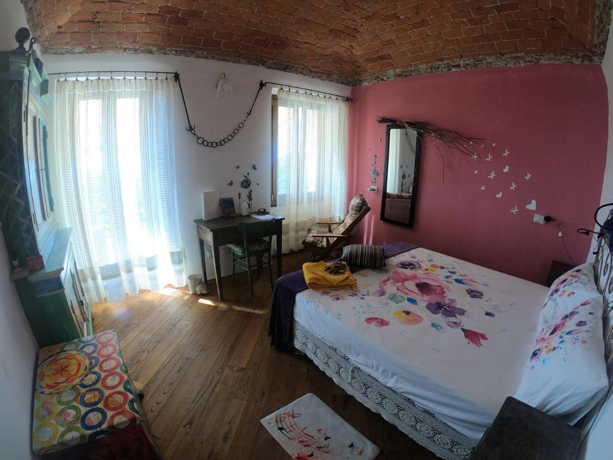 B&B&Bike Ca du 5 Tovo San Giacomo Bagian luar foto